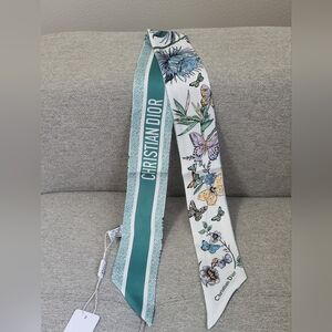 Skinny Scarf Twilly NWT